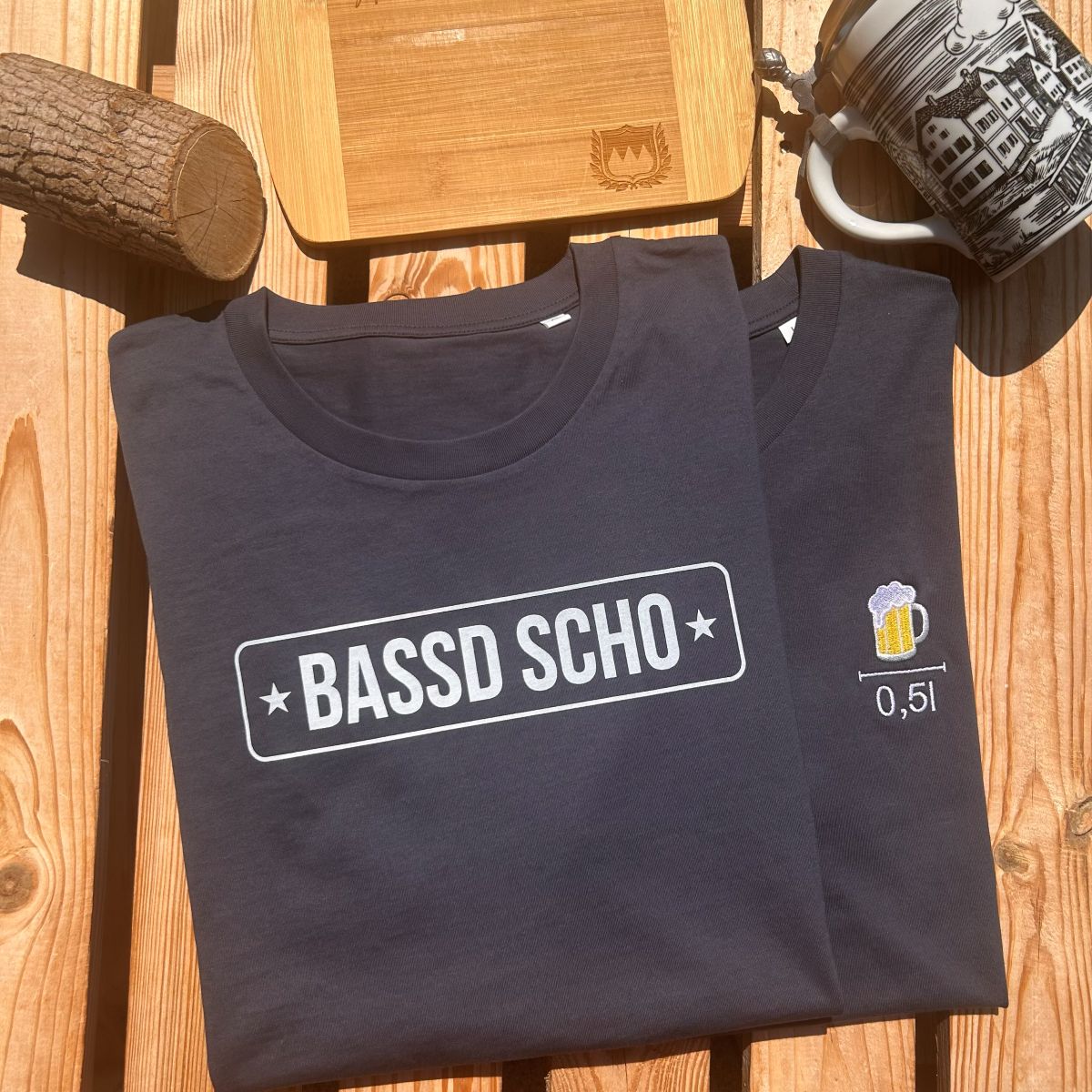 Bassd Scho T-Shirt Frankenstyle Fränkische Shirts Franken Geschenke und Mitbringsel Fränkische Mode annather Story Shirts Shop Nürnberg Fürth Erlangen Coburg Würzburg Fränkische Schweiz Bayreuth Bamberg Shop