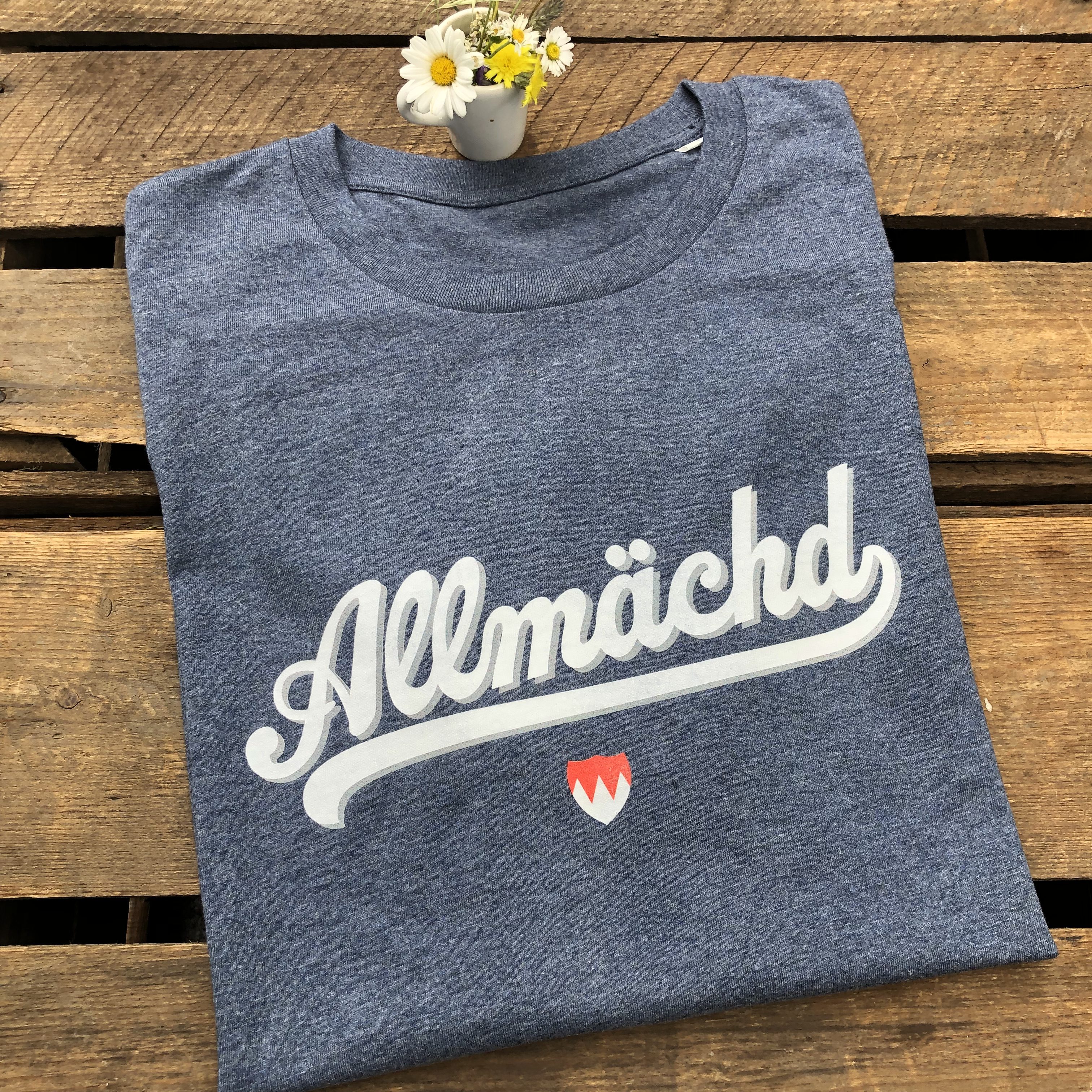 Allmächd Sport T-Shirt Frankenstyle Fränkische Shirts Klassiker Lustige Franken Sprüche annather Story Shop Nürnberg Erlangen Coburg Herzogenaurach Fränkische Schweiz Bamberg Fürth Bayreuth Coburg Shop Mode