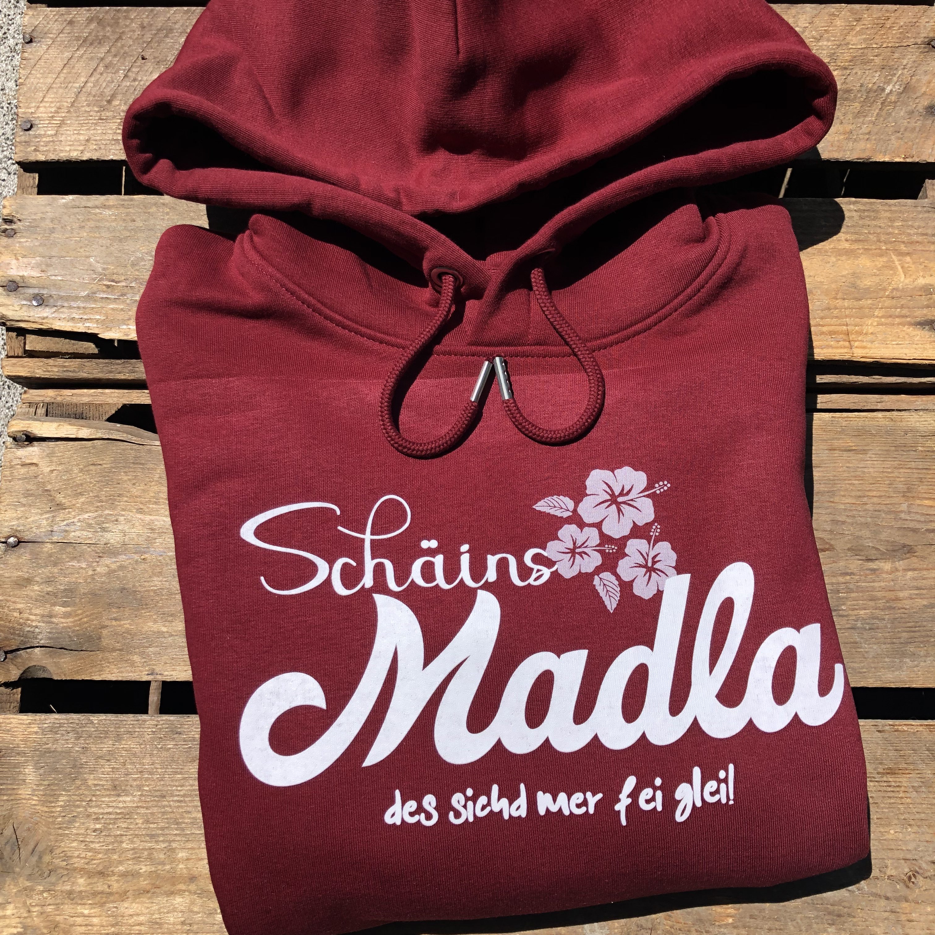 Schäins Madla Hoodie Damen Frankenstyle Schöne Frauen Hoodie Franken Fränkische Hoodies Lustige Franken Sprüche annather Story Shop Geschenke und typische Mitbringsel Nürnberg Erlangen Coburg Herzogenaurach Fränkische Schweiz Bamberg Fürth Bayreuth Coburg Shop Mode