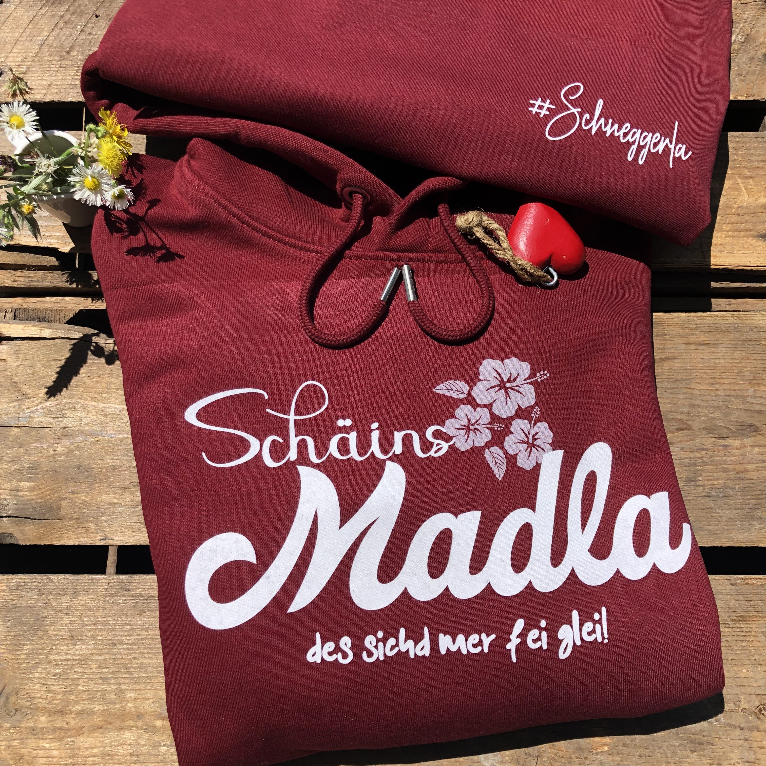 Schäins Madla Hoodie Damen Frankenstyle Schöne Frauen Hoodie Franken Fränkische Hoodies Lustige Franken Sprüche annather Story Shop Geschenke und typische Mitbringsel Nürnberg Erlangen Coburg Herzogenaurach Fränkische Schweiz Bamberg Fürth Bayreuth Coburg Shop Mode