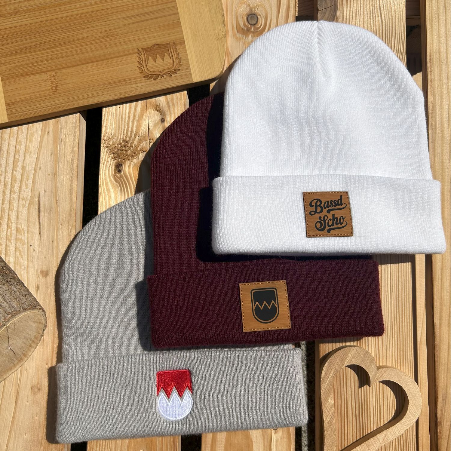 Fränkische Mütze Bassd Scho von Frankenstyle Franken Mützen Strickmützen für den Winter Fränkische Geschenke und Weihnachtsgeschenke Nürnberg Würzburg Coburg Bayreuth Fränkische Schweiz