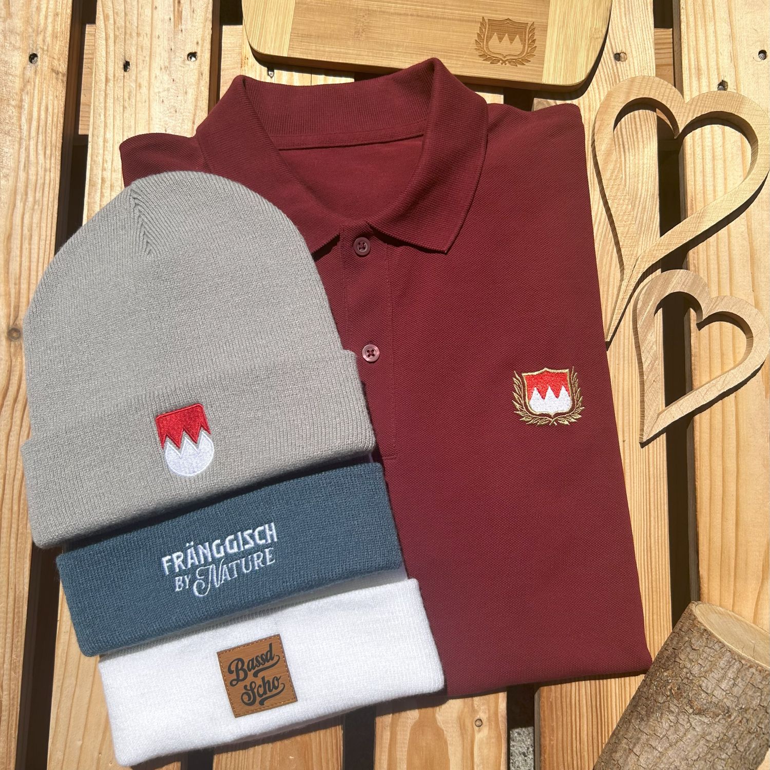 Fränkische Mütze Frankenstyle Wappen Stick mit dem Franken Wappen Frankenrechen Nürnberg Würzburg Erlangen Coburg Bayreuth Fürth Bamberg Mützen Shop